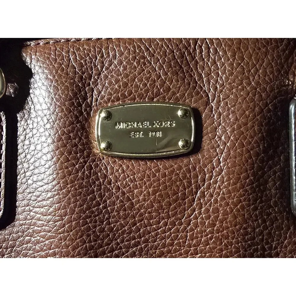 Michael Kors Satchel Doctor Style bag Purse Medium Brown